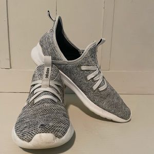 Women’s Adidas Tennis Shoes, CloudFoam Size 7